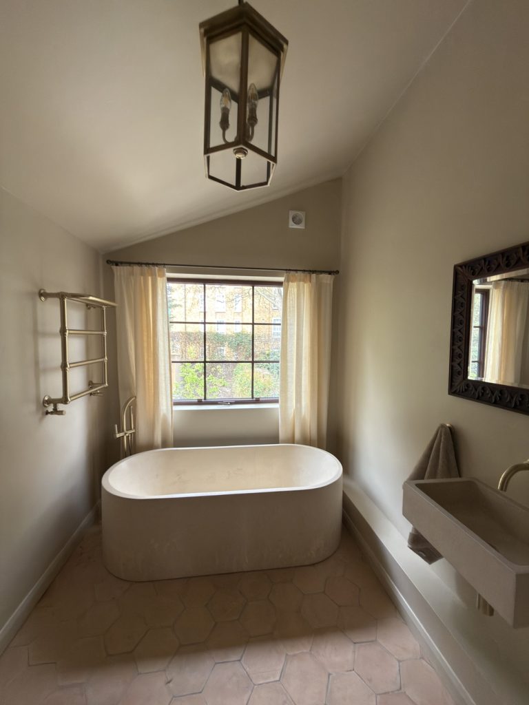 Ainsworth Bathroom